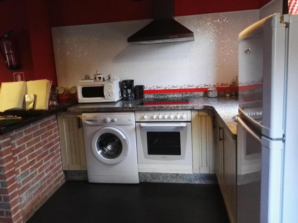 Apartamentos El Rincon Encantado Llano-Con Dış mekan fotoğraf